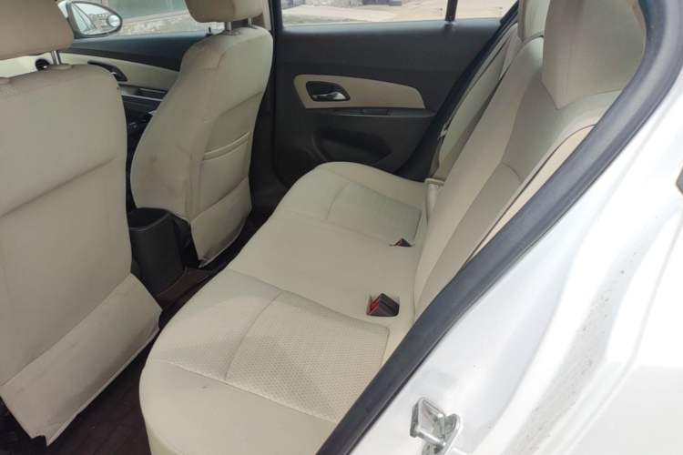 Used Chevrolet Cruze 2015 1.5L Classic SL MT Left Rear Seat