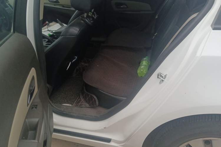 Used Chevrolet Cruze 2015 1.5L Classic SL MT Left Rear Seat