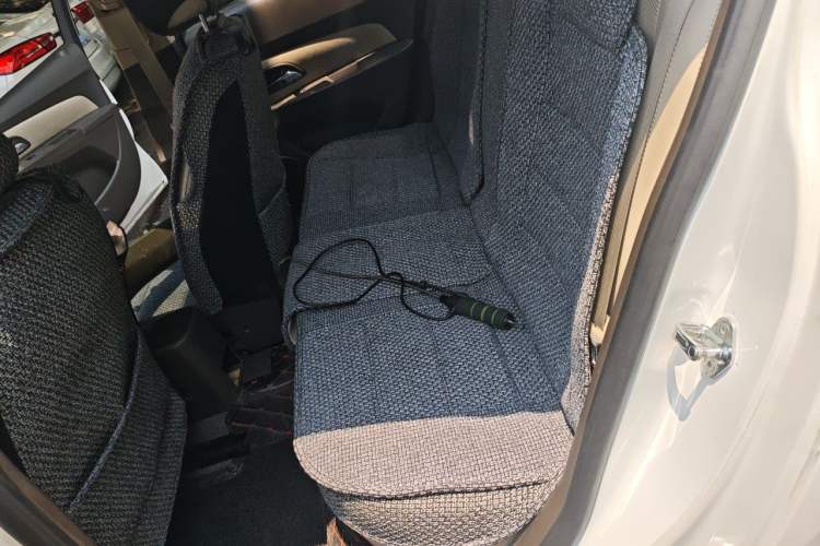 Used Chevrolet Cruze 2015 1.5L Classic SE MT Left Rear Seat