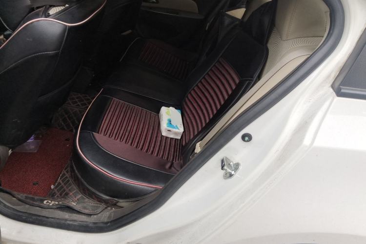 Used Chevrolet Cruze 2015 1.5L Classic SE MT Left Rear Seat