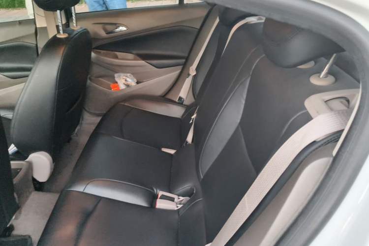 Used Chevrolet Cruze 2015 1.5L Automatic Fashion Navigation Edition Left Rear Seat