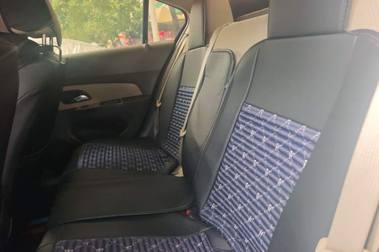 Used Chevrolet Cruze 2015 1.5L Classic SL MT Left Rear Seat