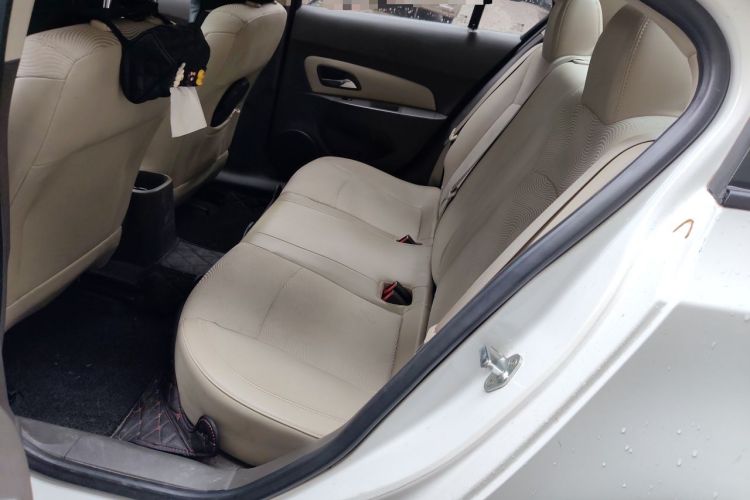 Used Chevrolet Cruze 2015 1.5L Classic SE MT Left Rear Seat