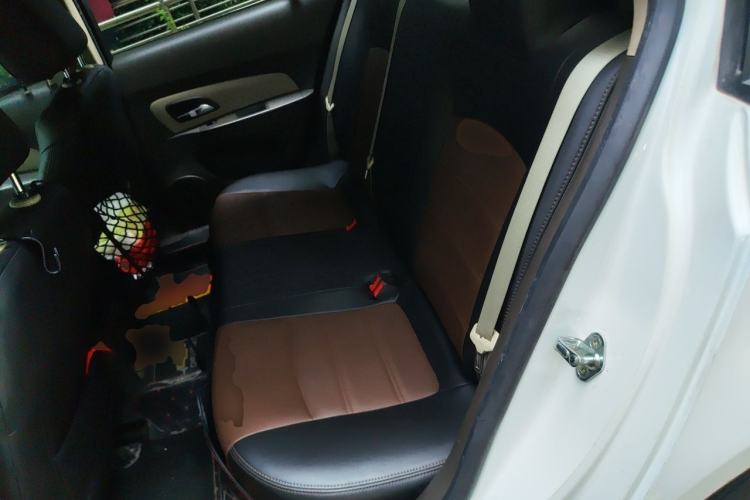Used Chevrolet Cruze 2015 1.5L Classic SL MT Left Rear Seat