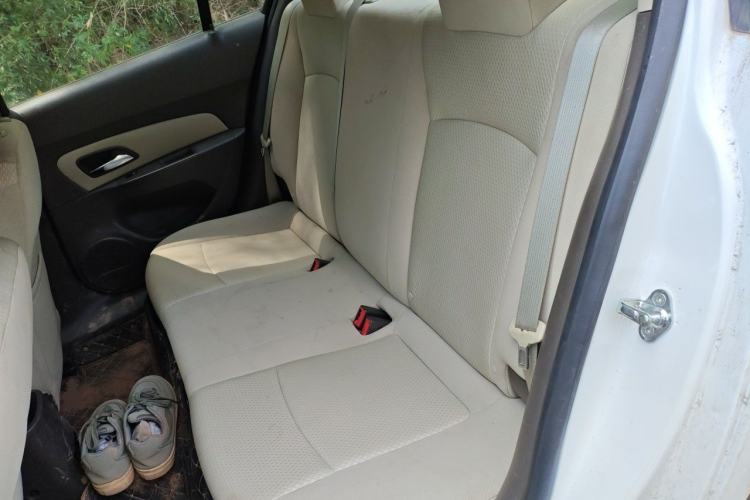 Used Chevrolet Cruze 2015 1.5L Classic SL MT Left Rear Seat