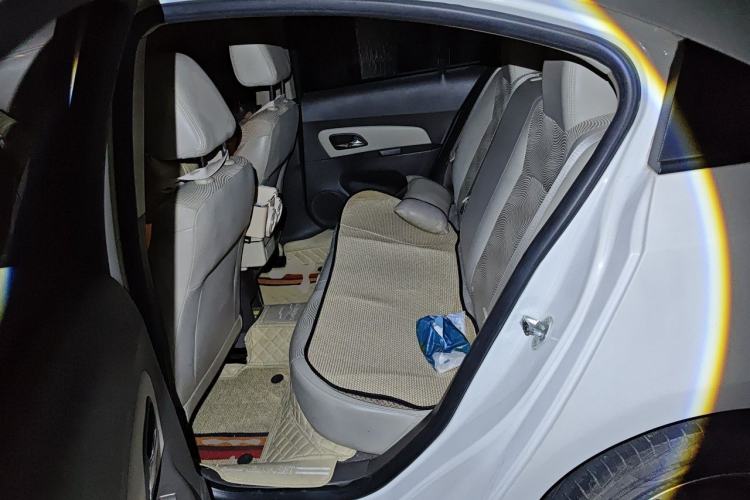 Used Chevrolet Cruze 2015 1.5L Classic SE MT Left Rear Seat