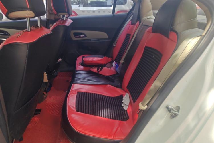 Used Chevrolet Cruze 2015 1.5L Classic SE MT Left Rear Seat