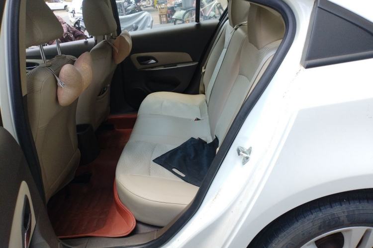 Used Chevrolet Cruze 2015 1.5L Classic SE MT Left Rear Seat
