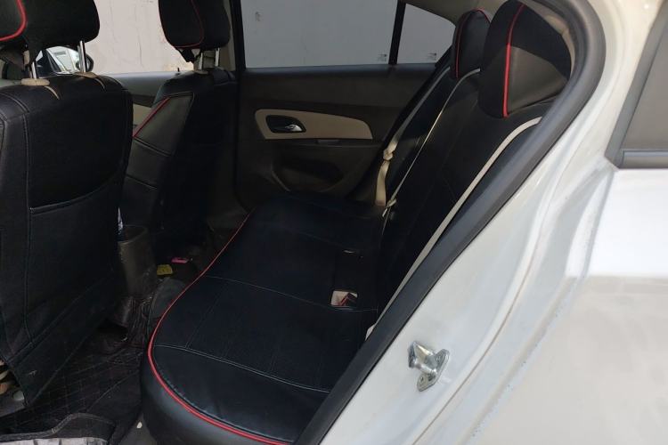Used Chevrolet Cruze 2015 1.5L Classic SL MT Left Rear Seat