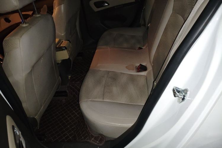 Used Chevrolet Cruze 2015 1.5L Classic SE AT Left Rear Seat