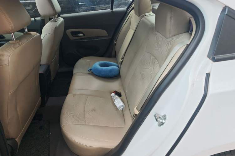 Used Chevrolet Cruze 2015 1.5L Classic SE MT Left Rear Seat