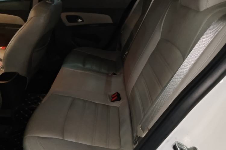 Used Chevrolet Cruze 2015 1.5L Classic SE AT Left Rear Seat