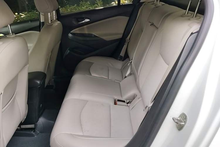 Used Chevrolet Cruze 2015 1.5L Automatic Luxury Edition Left Rear Seat
