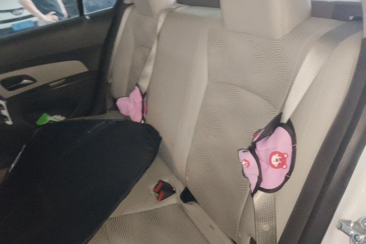 Used Chevrolet Cruze 2015 1.5L Classic SE AT Left Rear Seat