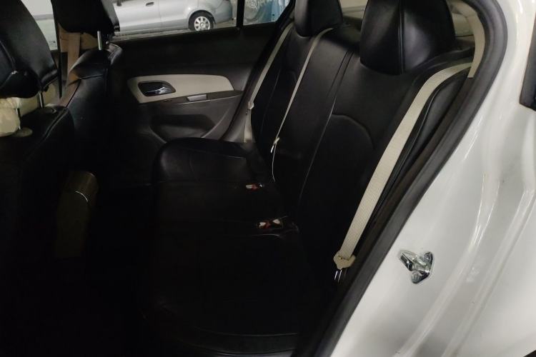 Used Chevrolet Cruze 2015 1.5L Classic SL MT Left Rear Seat