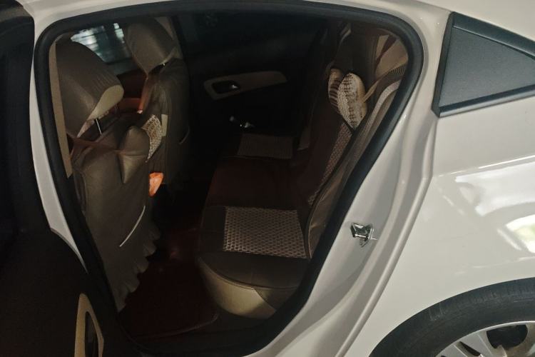 Used Chevrolet Cruze 2015 1.5L Classic SE AT Left Rear Seat
