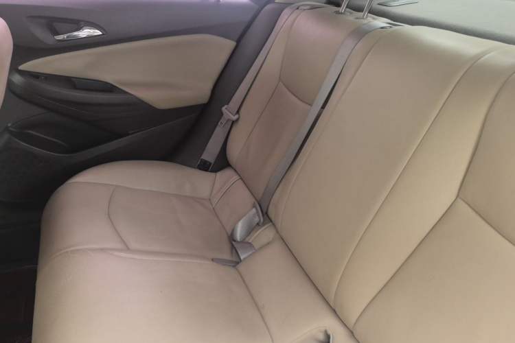 Used Chevrolet Cruze 2015 1.5L Automatic Fashion Navigation Edition Left Rear Seat
