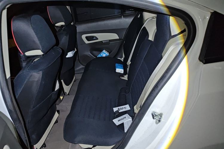 Used Chevrolet Cruze 2015 1.5L Classic SL MT Left Rear Seat