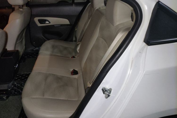 Used Chevrolet Cruze 2015 1.5L Classic SE MT Left Rear Seat