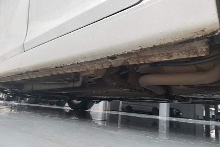 Used Chevrolet Cruze 2015 1.5L Classic SE MT Left Side Sill
