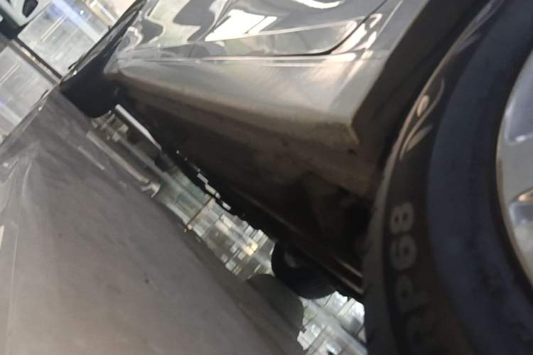 Used Chevrolet Cruze 2015 1.5L Classic SE AT Left Side Sill