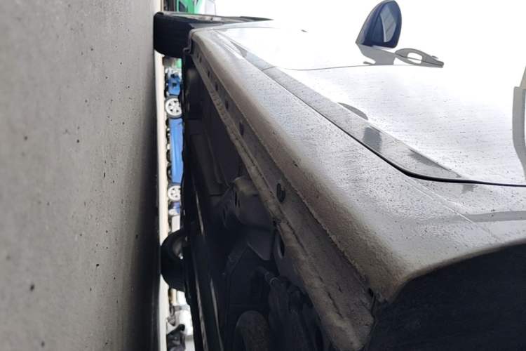 Used Chevrolet Cruze 2015 1.5L Classic SE MT Left Side Sill