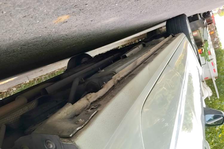 Used Chevrolet Cruze 2015 1.5L Automatic Luxury Edition Left Side Sill