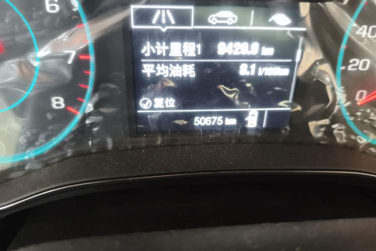 Used Chevrolet Cruze 2015 1.5L Manual Elite Edition Odometer Close Up