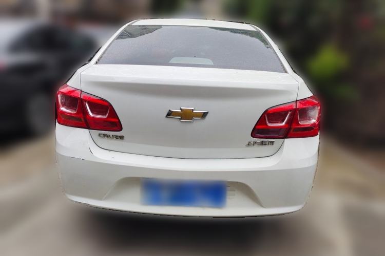 Used Chevrolet Cruze 2015 1.5L Classic SL MT Rear