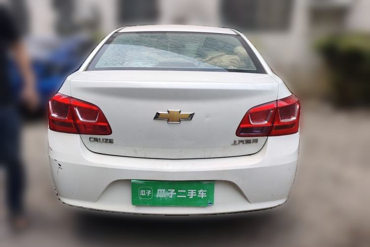 Used Chevrolet Cruze 2015 1.5L Classic SE MT Rear