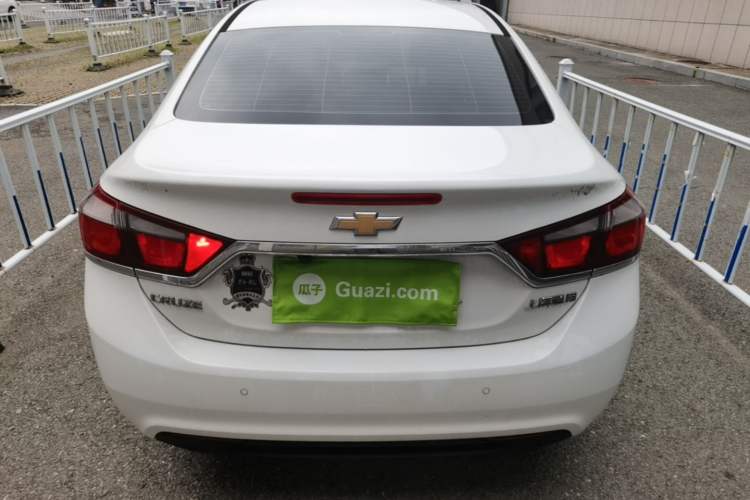 Used Chevrolet Cruze 2015 1.5L Automatic Luxury Edition Rear