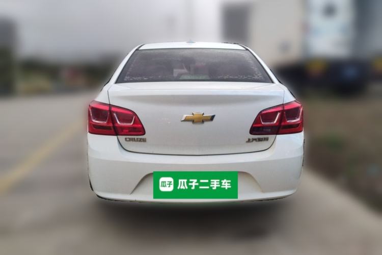 Used Chevrolet Cruze 2015 1.5L Classic SE MT Rear