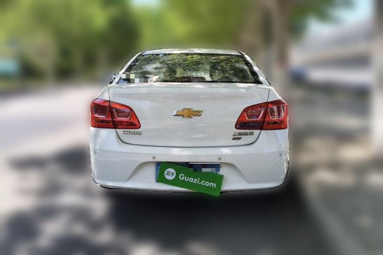 Used Chevrolet Cruze 2015 1.5L Classic SE MT Rear