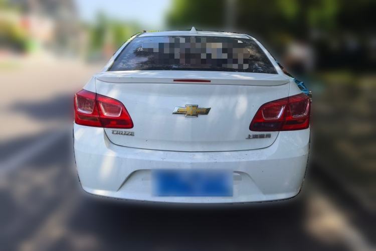 Used Chevrolet Cruze 2015 1.5L Classic SE MT Rear