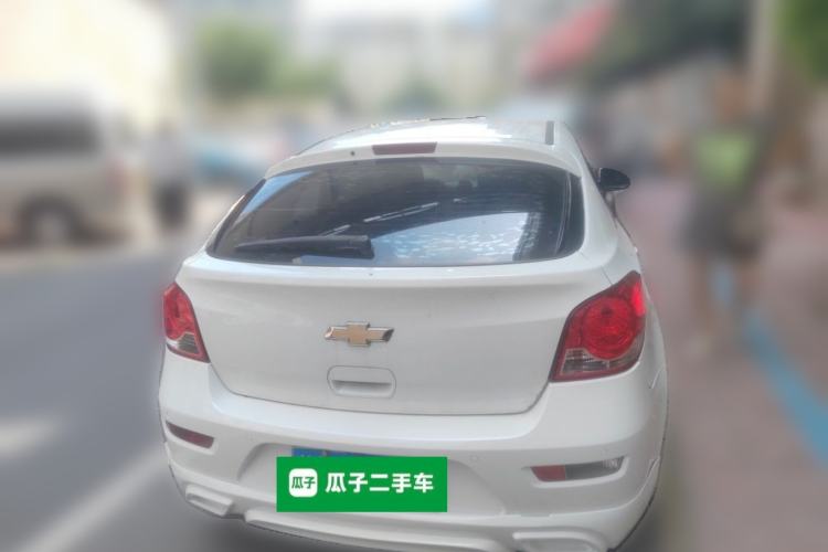 Used Chevrolet Cruze 2015 Hatchback 1.6L Automatic Comfort Edition Rear