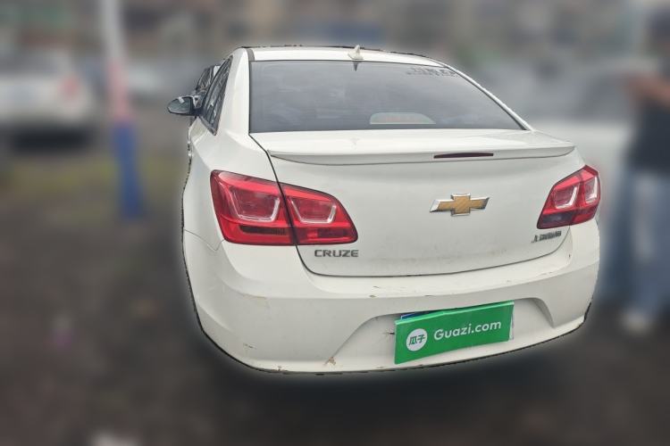 Used Chevrolet Cruze 2015 1.5L Classic SL MT Rear