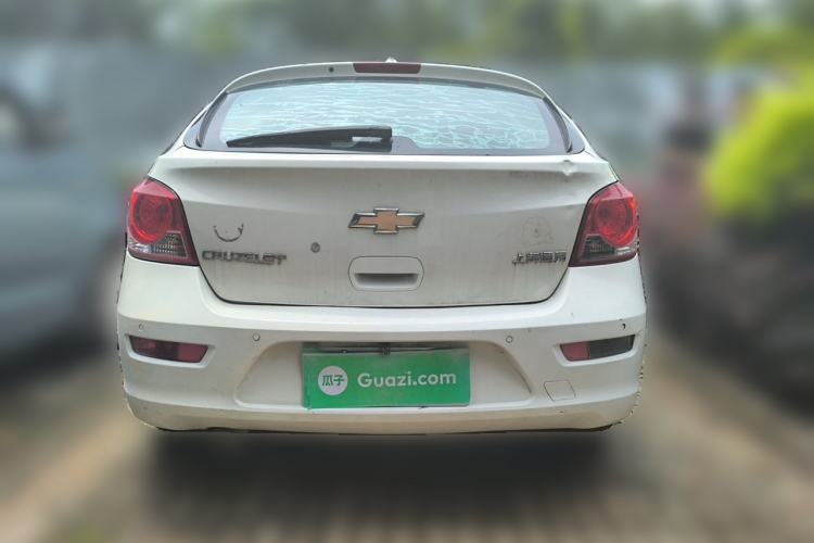 Used Chevrolet Cruze 2015 Hatchback 1.6L Automatic Comfort Edition Rear
