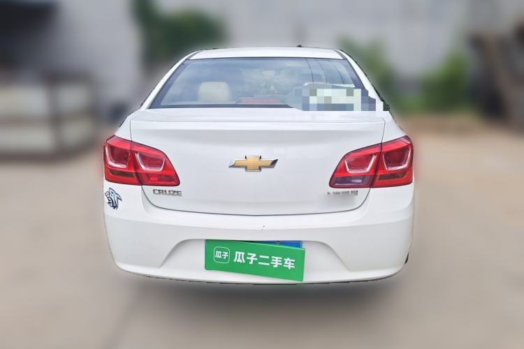 Used Chevrolet Cruze 2015 1.5L Classic SL MT Rear