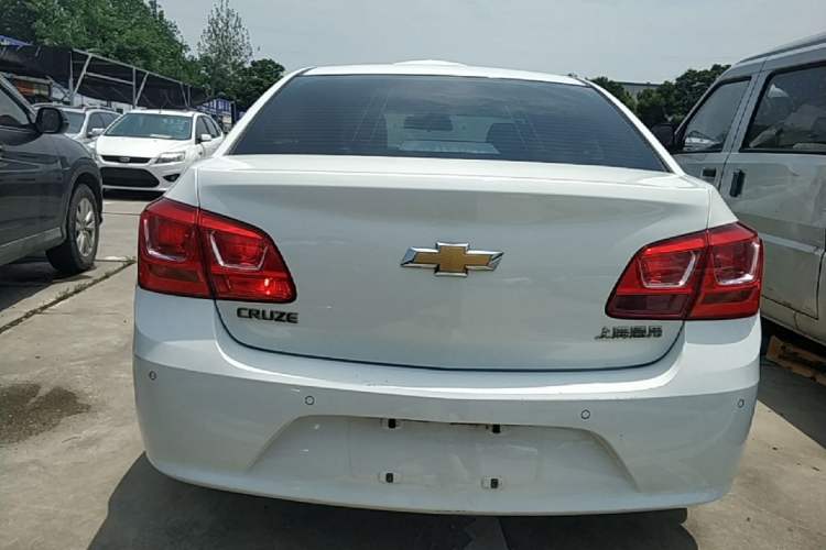 Used Chevrolet Cruze 2015 1.5L Classic SE AT Rear