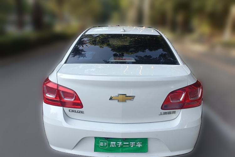 Used Chevrolet Cruze 2015 1.5L Classic SL MT Rear