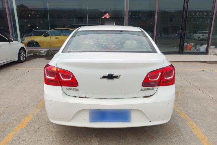 Used Chevrolet Cruze 2015 1.5L Classic SL MT Rear