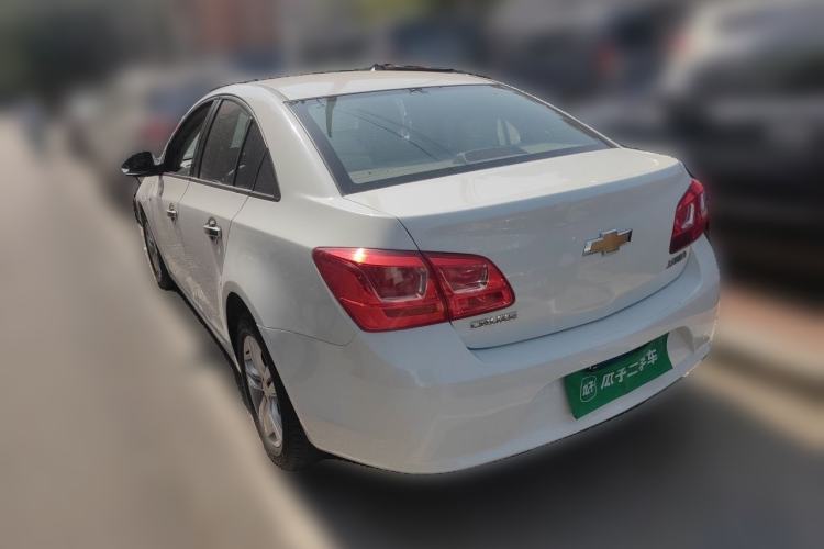 Used Chevrolet Cruze 2015 1.5L Classic SE MT Rear Left 45 Deg