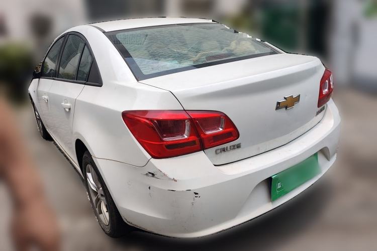 Used Chevrolet Cruze 2015 1.5L Classic SE MT Rear Left 45 Deg