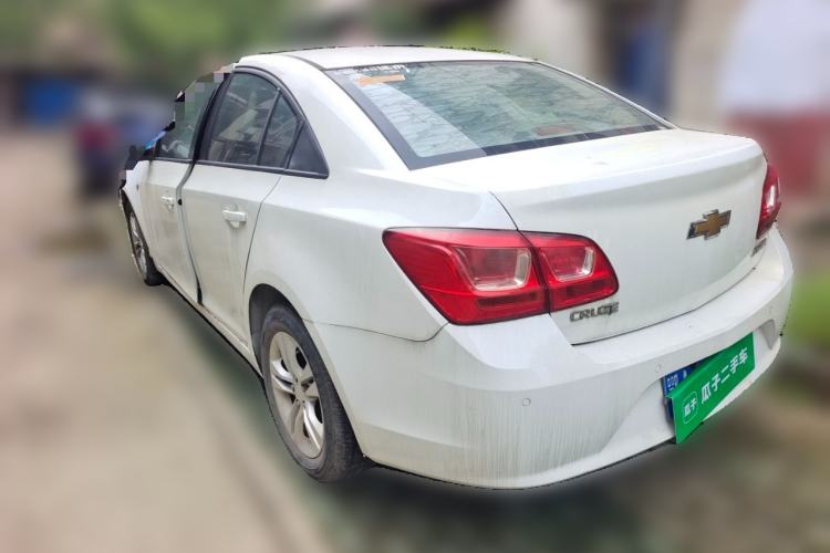 Used Chevrolet Cruze 2015 1.5L Classic SE AT Rear Left 45 Deg