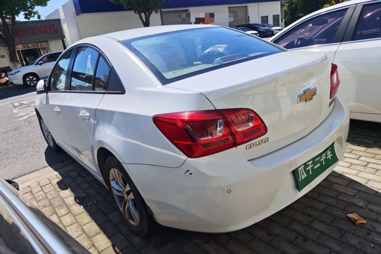 Used Chevrolet Cruze 2015 1.5L Classic SE AT Rear Left 45 Deg
