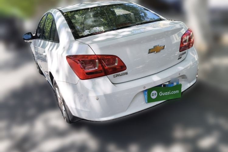 Used Chevrolet Cruze 2015 1.5L Classic SE MT Rear Left 45 Deg