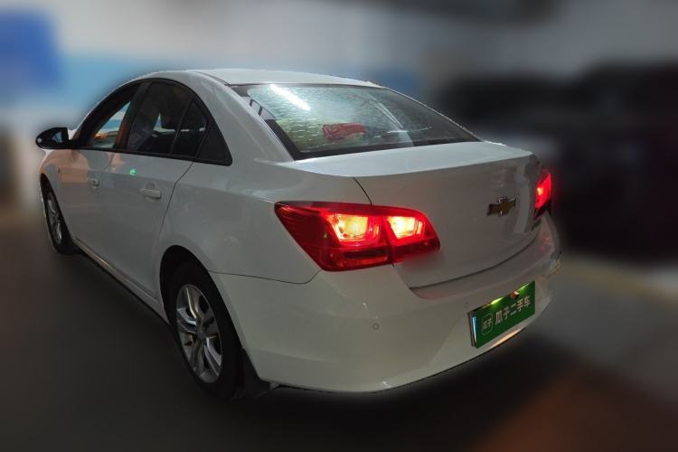 Used Chevrolet Cruze 2015 1.5L Classic SE AT Rear Left 45 Deg