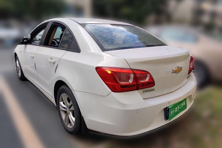 Used Chevrolet Cruze 2015 1.5L Classic SE MT Rear Left 45 Deg