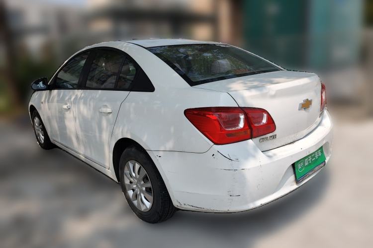 Used Chevrolet Cruze 2015 1.5L Classic SL MT Rear Left 45 Deg