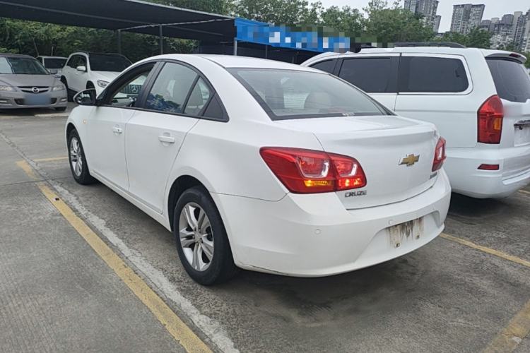 Used Chevrolet Cruze 2015 1.5L Classic SE MT Rear Left 45 Deg